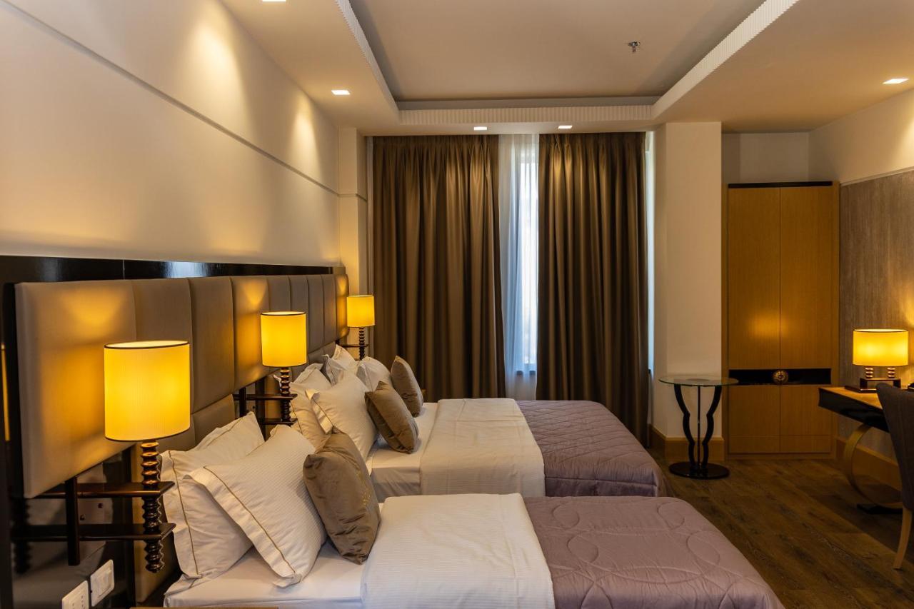 Hotel Golden Palace Shkodër Eksteriør bilde