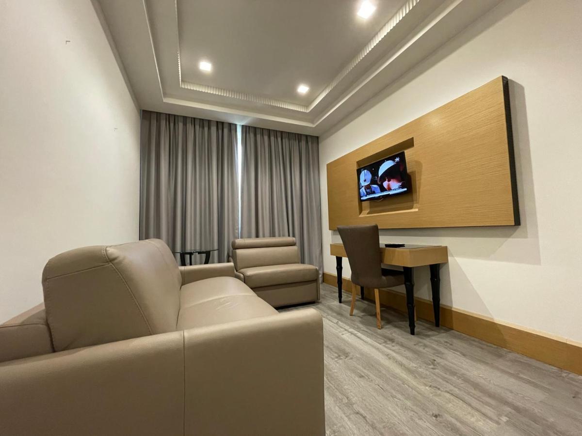 Hotel Golden Palace Shkodër Eksteriør bilde