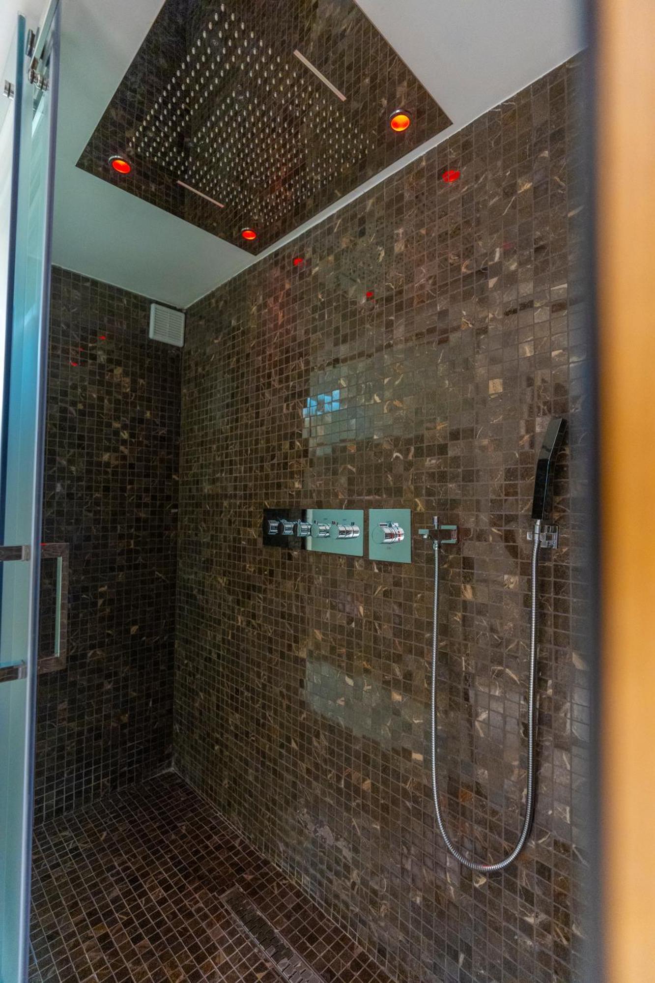 Hotel Golden Palace Shkodër Eksteriør bilde